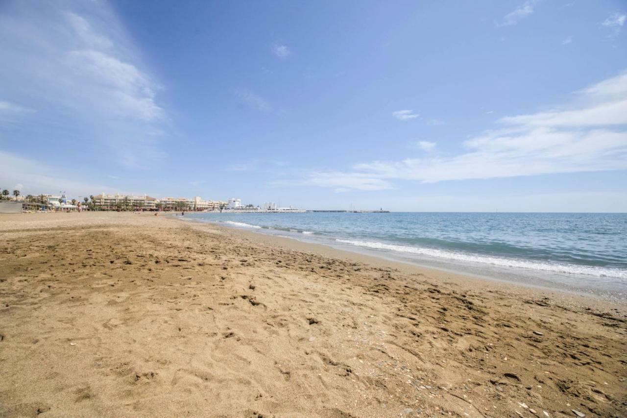 Fantanstico apartamento sobre el mar Benalmádena Exterior foto