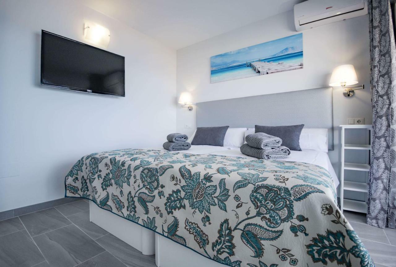 Fantanstico apartamento sobre el mar Benalmádena Exterior foto